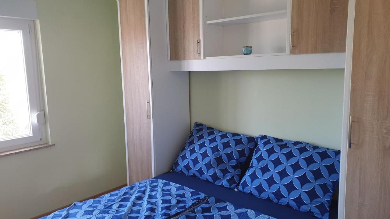 Apartments Roses Dobrinj 외부 사진