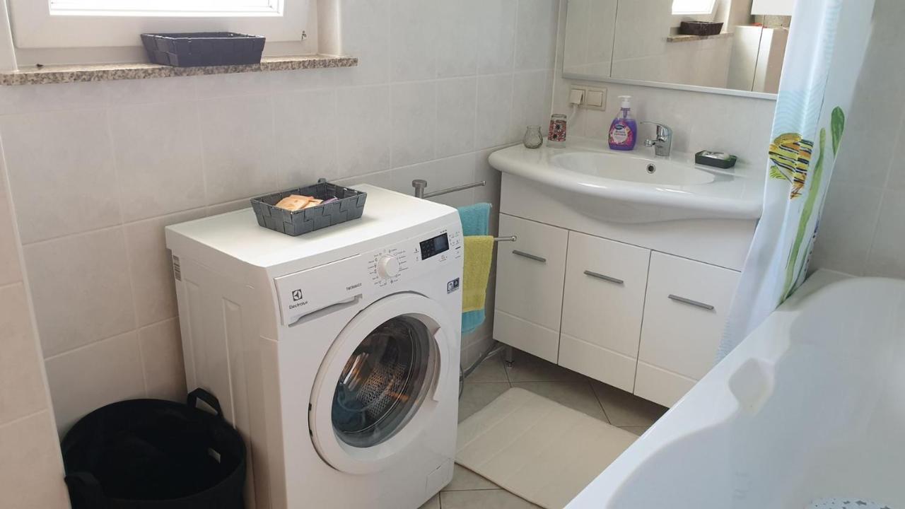 Apartments Roses Dobrinj 외부 사진